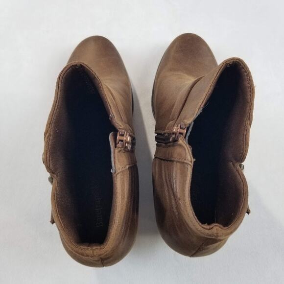Baretraps Rudelle Ankle Boots Womens 8.5 Brown Faux Leather Zip Buckle Heel NEW - Picture 8 of 10